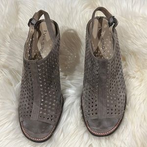 Open toe Via Spiga sling backs